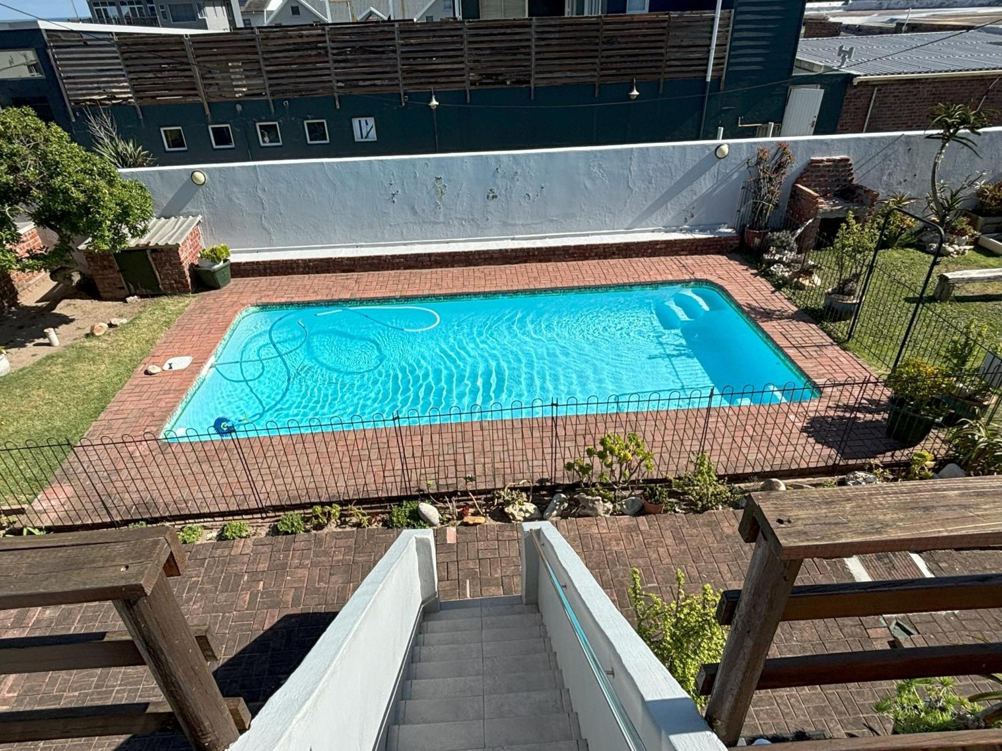 Seal Point Apartments Cape St. Francis Exteriör bild